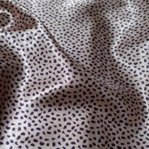 Shamoz Silk Unstitched Suit – Premium Quality Fabric for Women