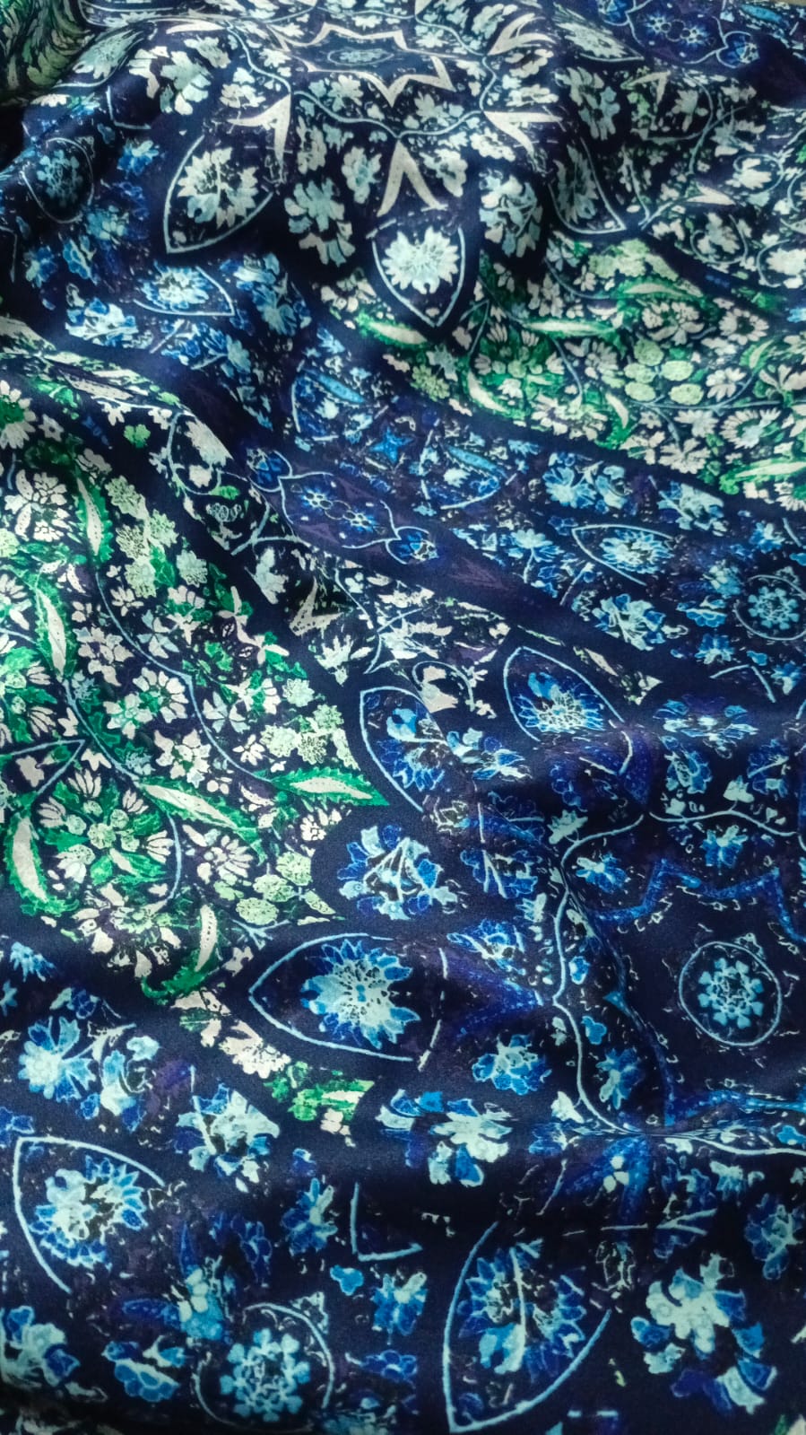 Shamoz Silk Unstitched Suit – Premium Quality Fabric for Women