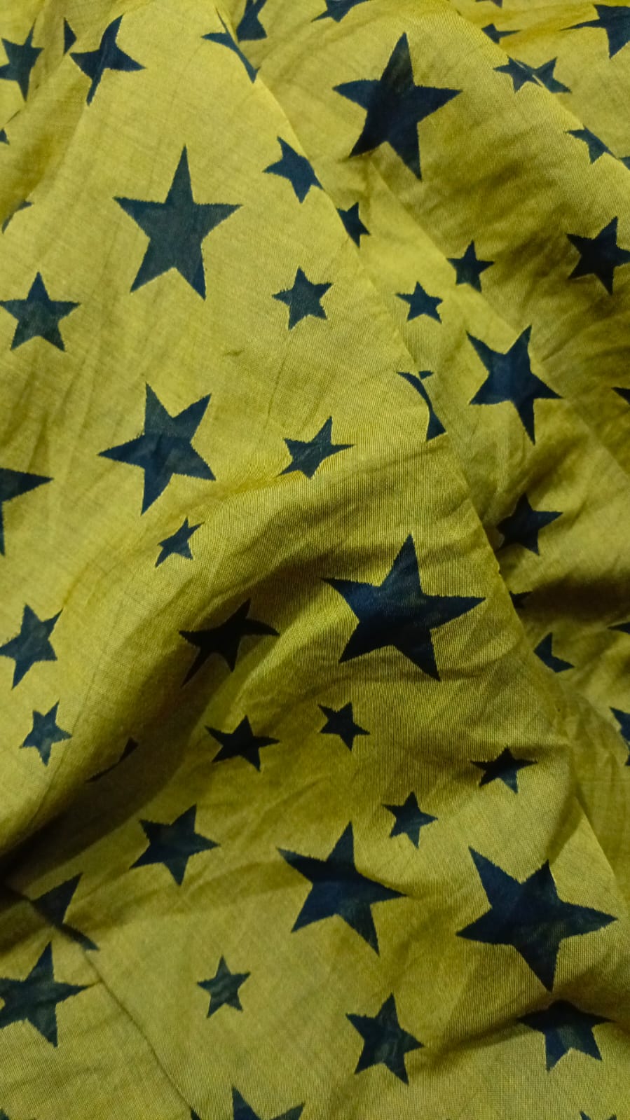 Swiss Lawn Unstitched Suit – Soft Breathable Fabric with Stylish Star Print for Summer Wear