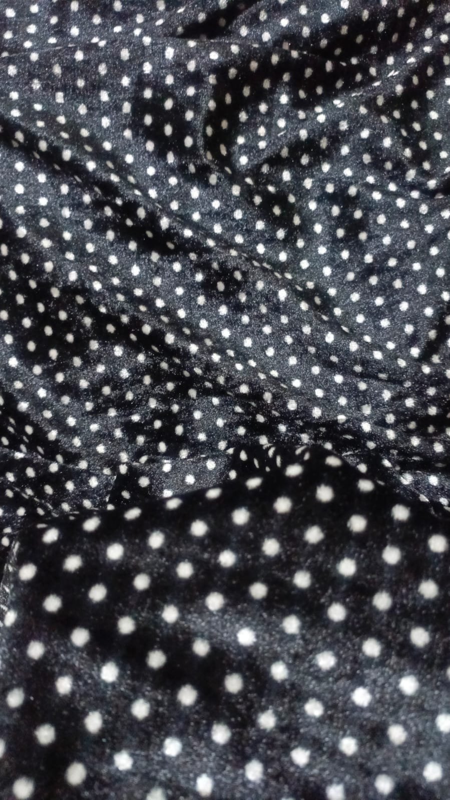 polka dot black